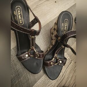 Coach (Mary Alice style) heels